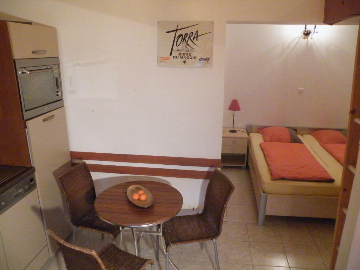 Villa Liamone Studio Fuer 3 Personen , 400 M Vom Strand, Pool, Klimaanlage Sagone  Dış mekan fotoğraf